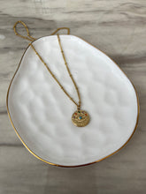 Yeux Necklace