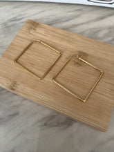 Square Classic Hoops