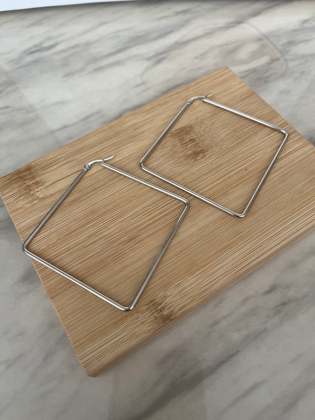 Square Classic Hoops