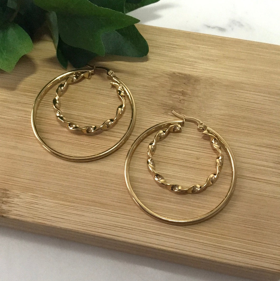 Double Twisted Hoops Liquidación