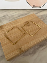 Square Classic Hoops