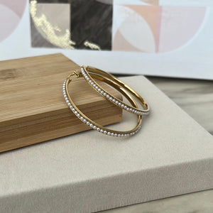 In-line Pearls Hoops Liquidación