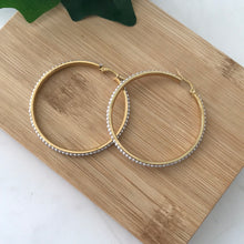 In-line Pearls Hoops Liquidación